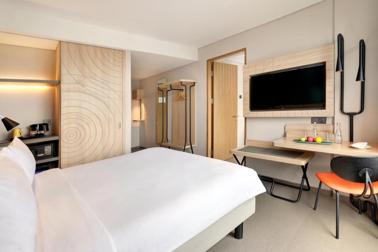 Ibis Styles Bogor Pajajaran Hotell Exteriör bild
