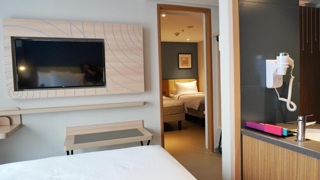 Ibis Styles Bogor Pajajaran Hotell Exteriör bild