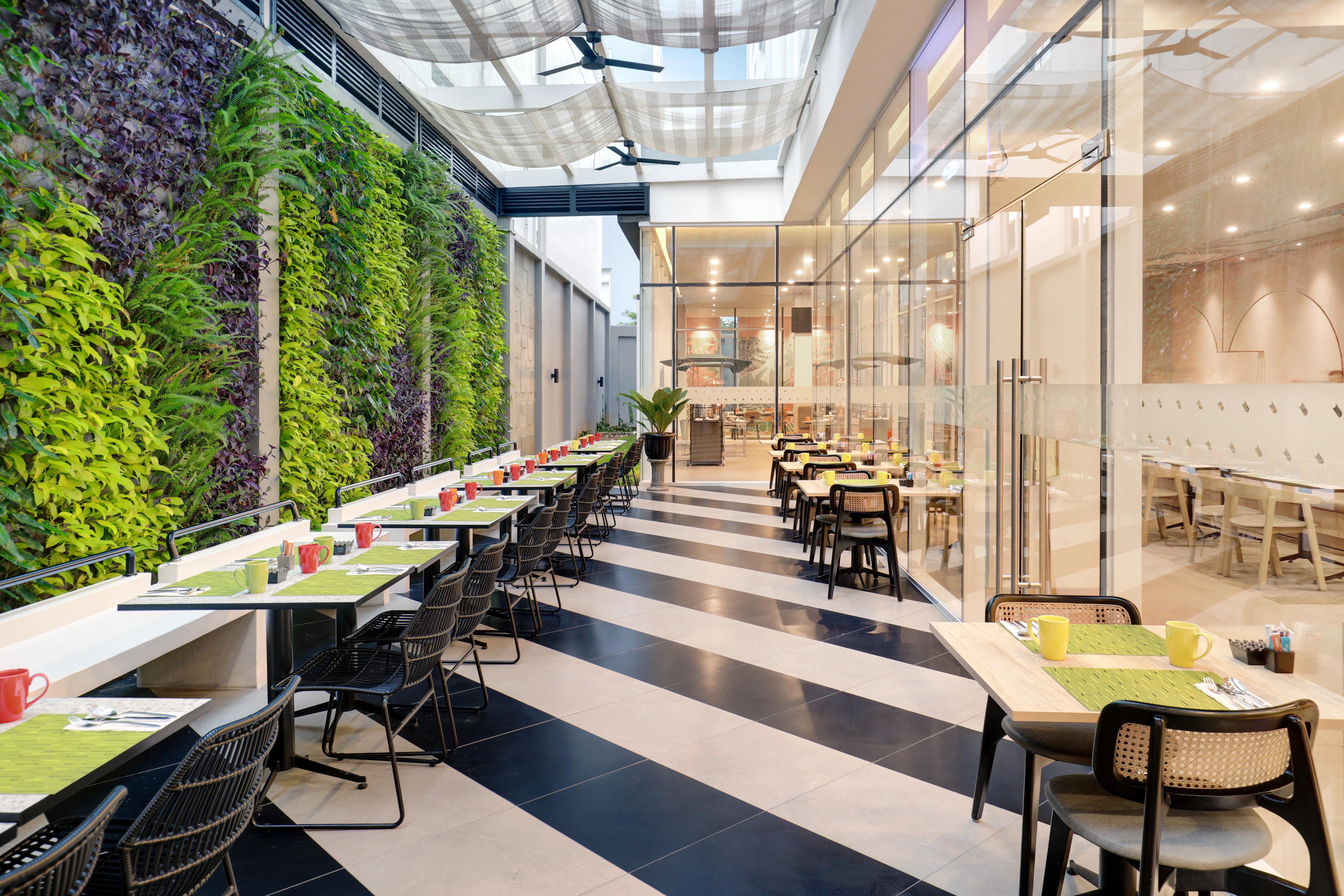 Ibis Styles Bogor Pajajaran Hotell Exteriör bild